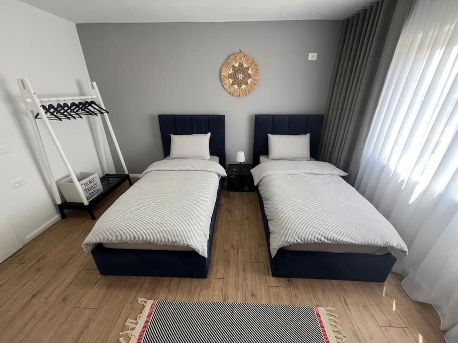 Modern Apt Near City Centre Shkodër Extérieur photo