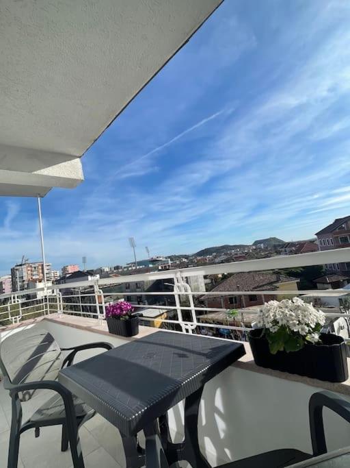 Modern Apt Near City Centre Shkodër Extérieur photo
