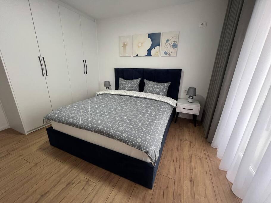 Modern Apt Near City Centre Shkodër Extérieur photo