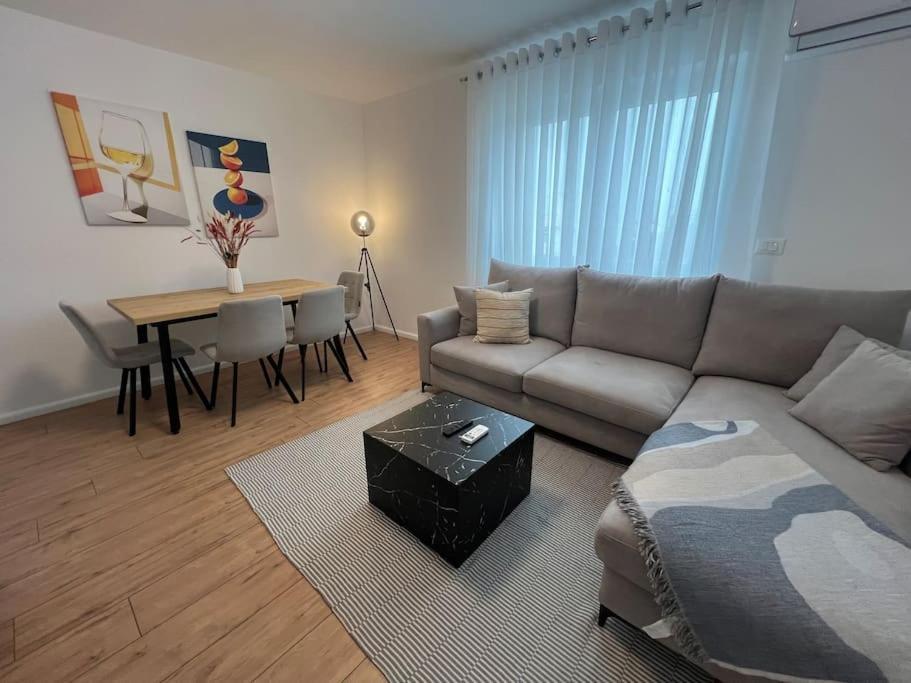 Modern Apt Near City Centre Shkodër Extérieur photo